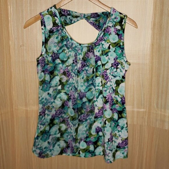 Roz & Ali Tropical Floral Sleeveless Flowy Blouse - Picture 1 of 7
